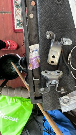 Toyota Camry Right Front Door Hinges 12-14