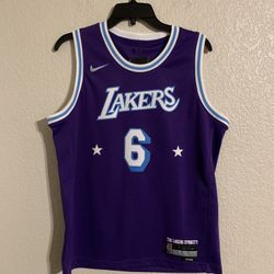 Los Angeles Lakers Nike City Edition LeBron James Swingman Youth Jersey 