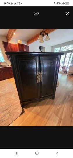 Gorgeous antique mahogany Chinese cabinet