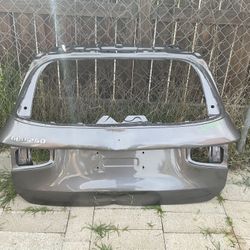Mercedes Benz GLB250 Tailgate 2020 2021 2022 2023