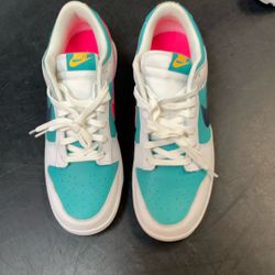 Nike