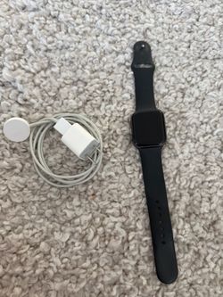 Apple Watch Series 5 44mm WiFi and cellular