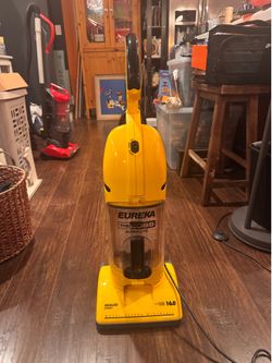 Eureka 16.0 The Boss Super Lite Vacuum - Bagless