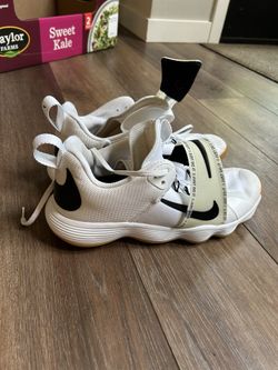 Court/Volleyball Shoes