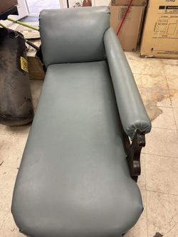 Vintage Victorian, daybed, and chairs