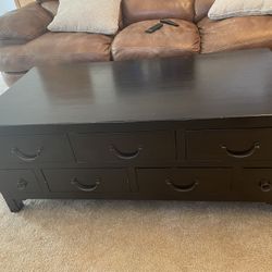 Pottery Barn Coffee Table / Drawer 