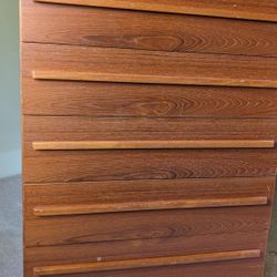 Dresser 5 Drawer