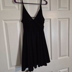 Forever 21 velvet black dress