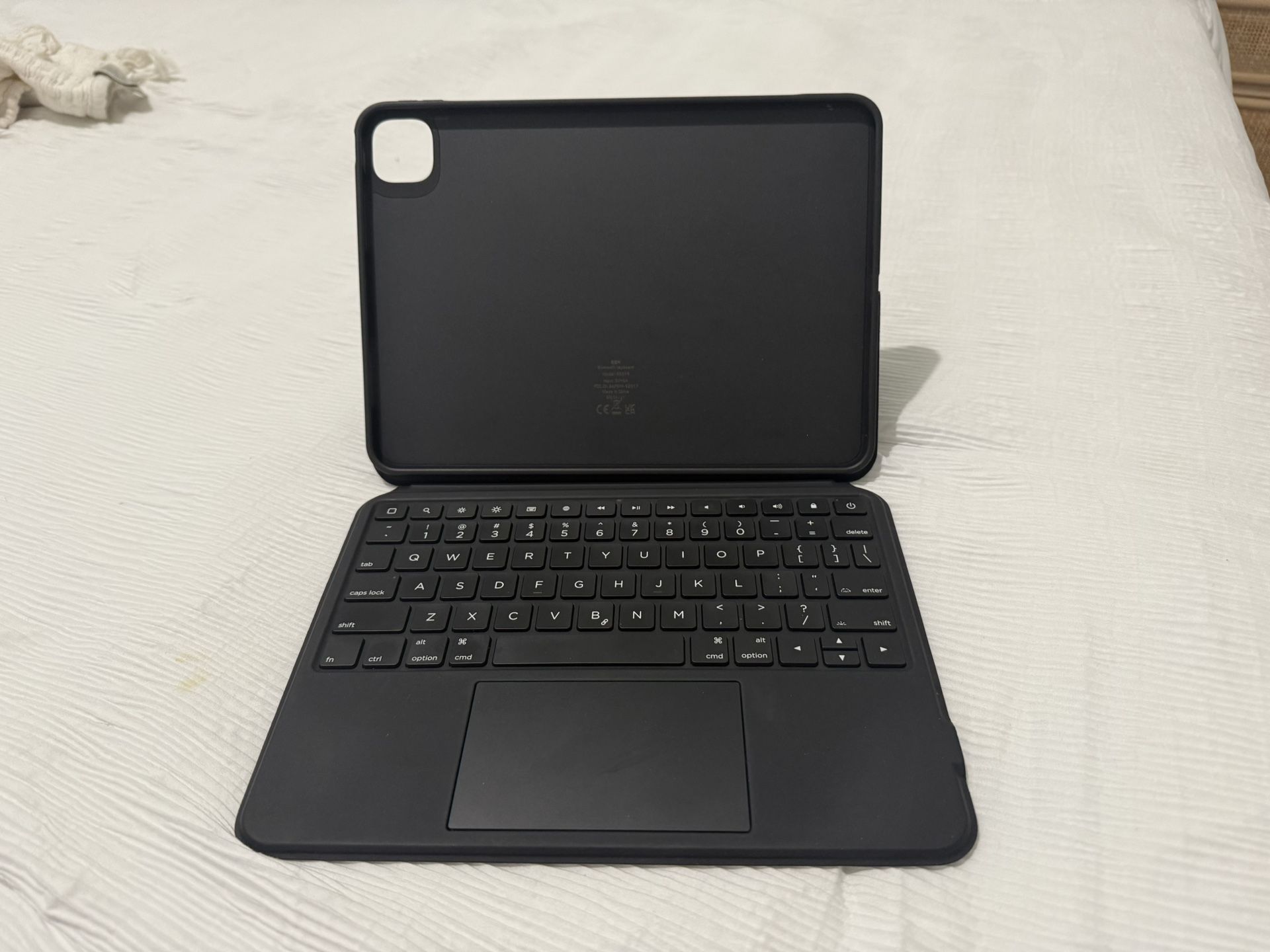 ESR Ascend iPad Pro 11 Inch Case with Keyboard (M4, 2024), Magnetic Detachable Keyboard with Multi-Touch Trackpad, Fully Landscape Stand, Color Backli