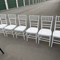 6 Wood Chairs White Used  / 6 Sillitas De Madera Buenos 