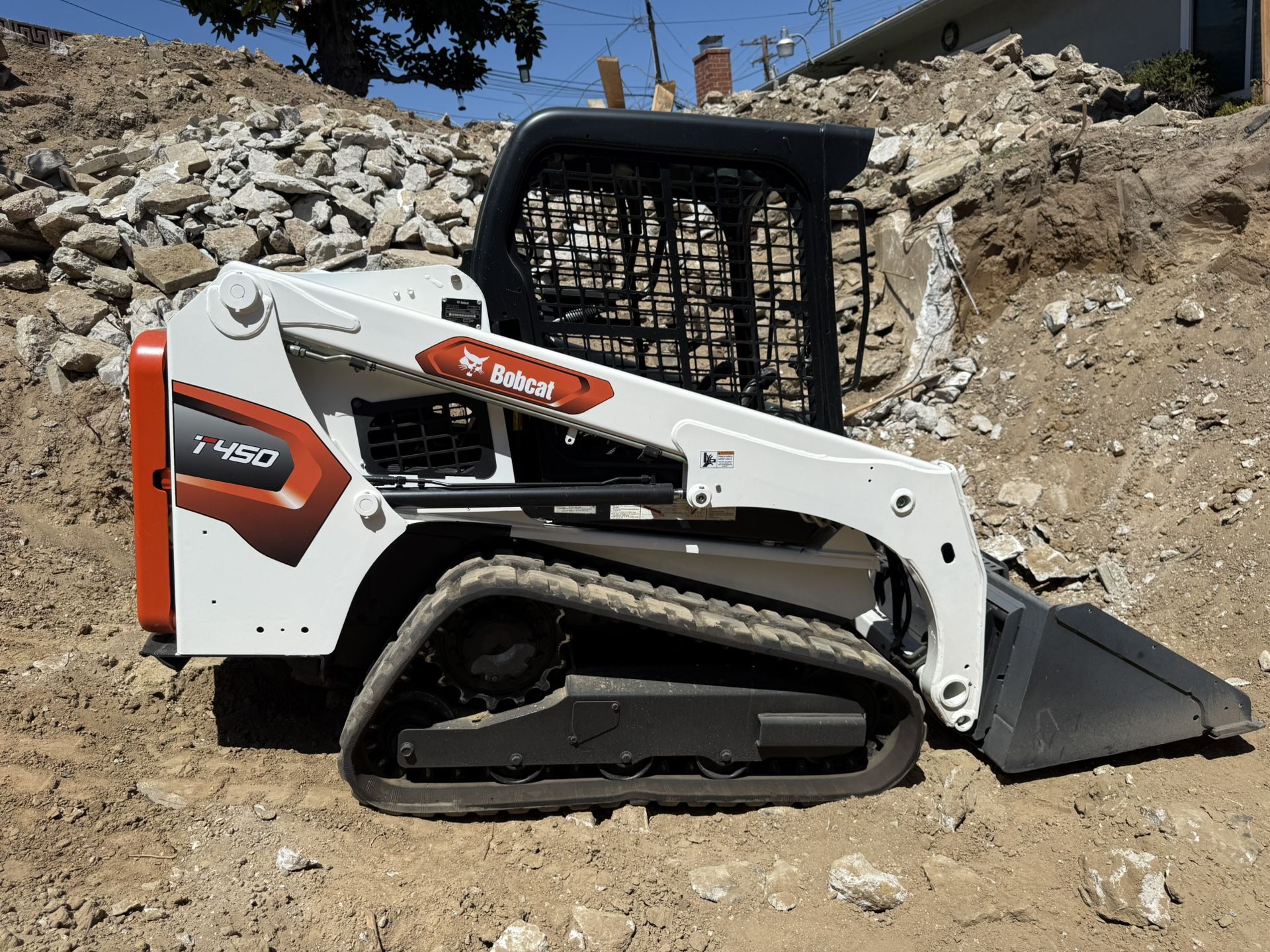 Bobcat T450 $300