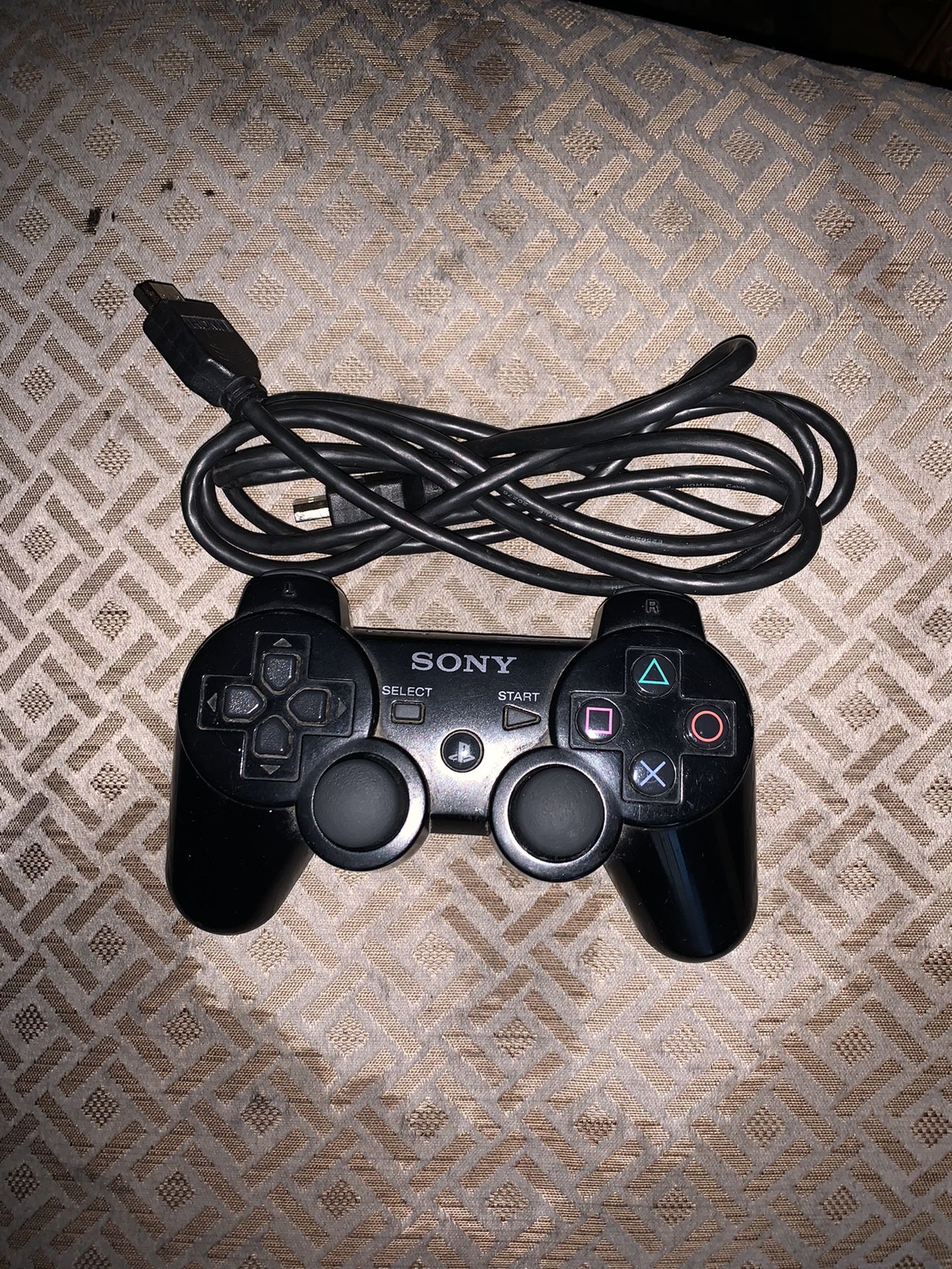 PS3 controller and HDMI cord