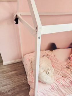 House Bed For Sale
