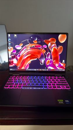 HP OMEN Transcend 14 RTX 5060 32GB 1TB OLED