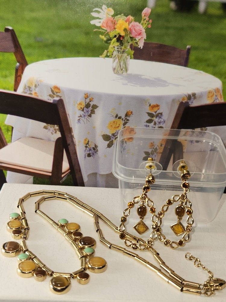#1773, GORGEOUS NATURAL MOONSTONES VINTAGE SET, NECKLACES & EARRINGS