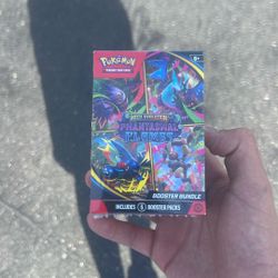 Base Set Phantasmal Flames Booster Bundle