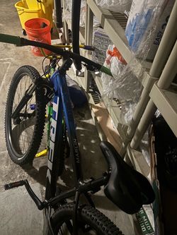 trek marlin 6 Medium