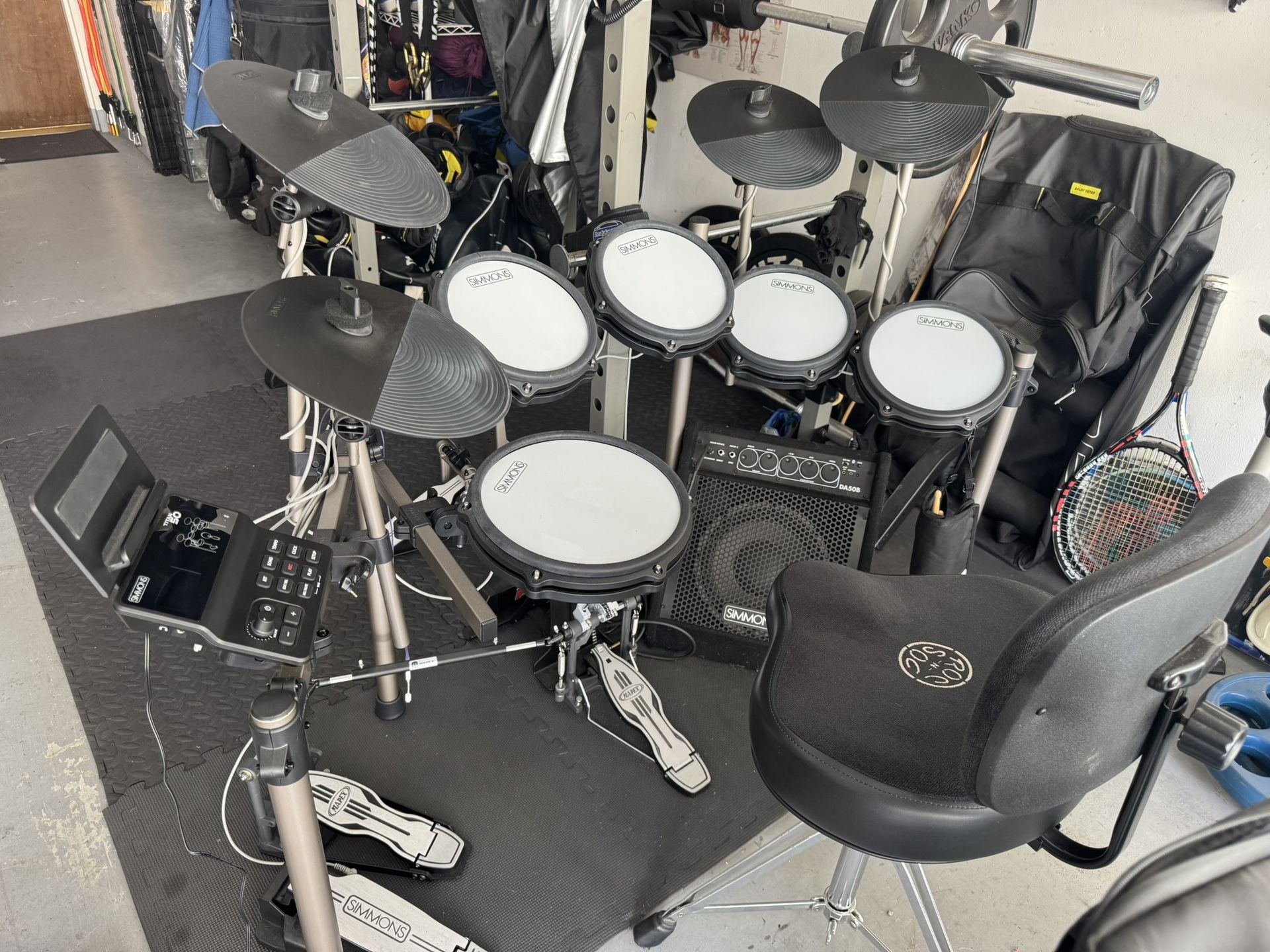 Simmons Titan 50 Drum Set With Extras