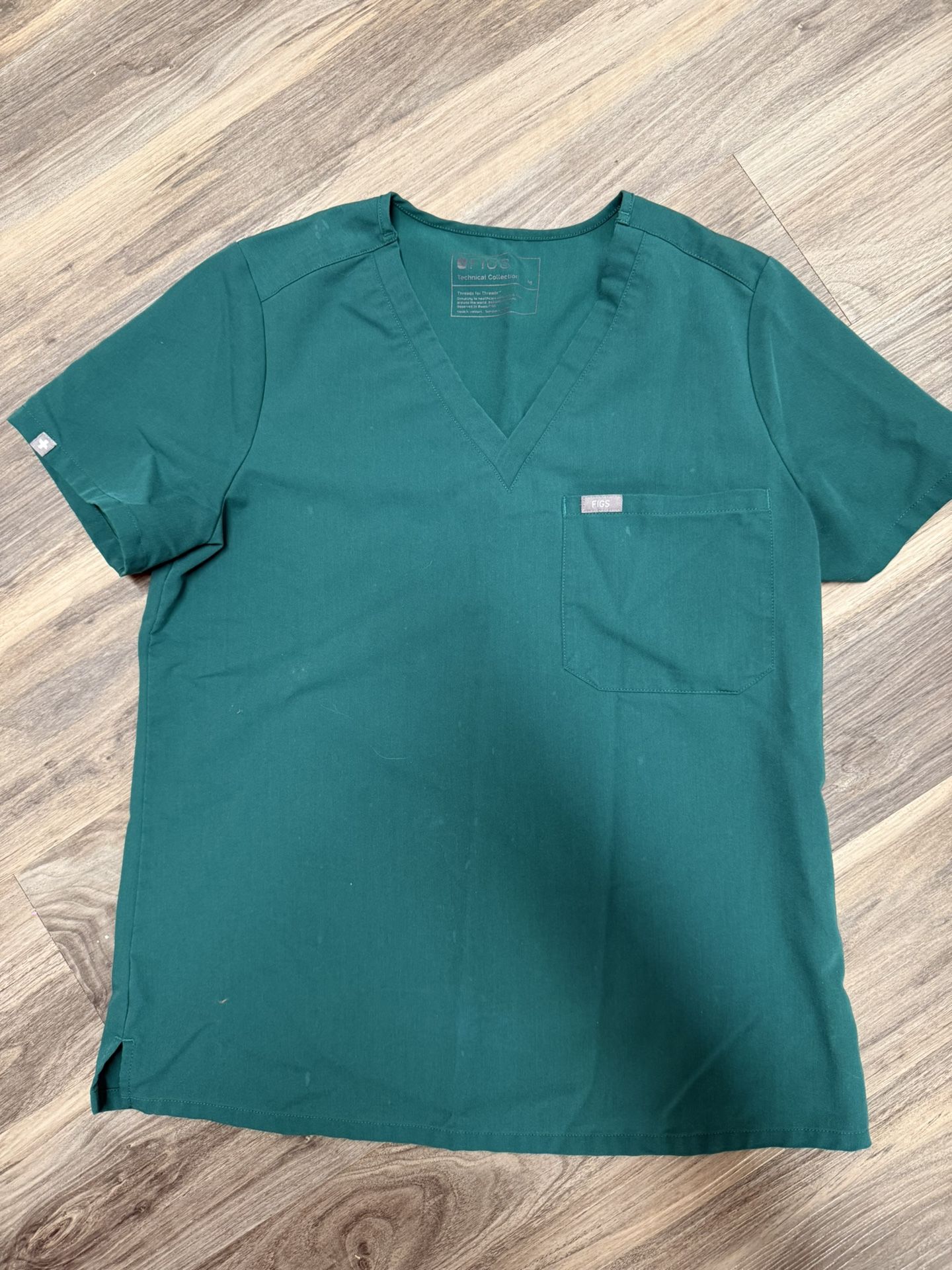 Figs Scrub Top