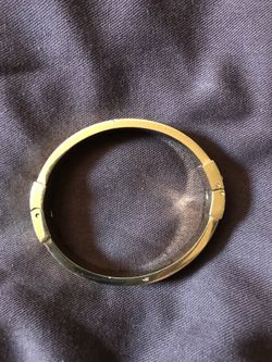 Authentic Michael Kors bangle!!