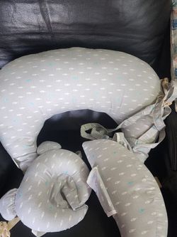 Breast Feeding Pillow