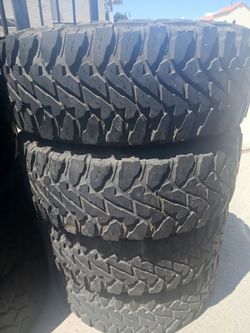 LT285/70R17 Yokohama MT Tires (4)