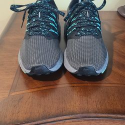 Women's Nike Running Shoes Size 7.5 $35
