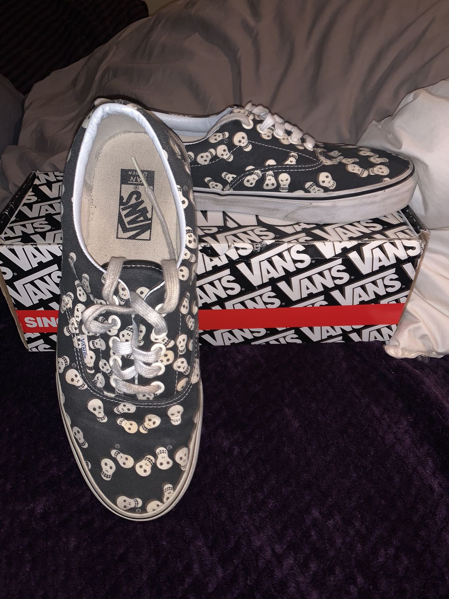 Men’s vans size 10