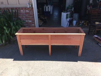 Redwood planter box 5ft L x16in W x 2ft tall