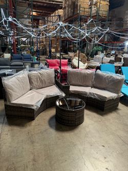 New assembled 7 Piece Half Moon Curved Outdoor Sectional Patio Furniture Set light Gray (while it last)