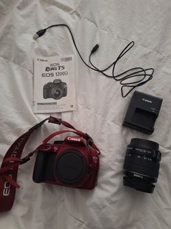 Canon T5 DSLR Camera