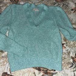 Women’s Large Sweater Top