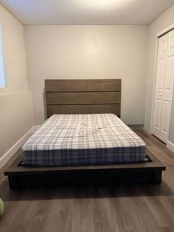 Queen Bed