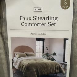 King Sized Comforter 