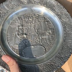 Collectible Plate!! $5!!