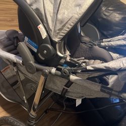 Stroller/car seat 