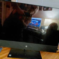 27 In Hp Touchscreen Computer 