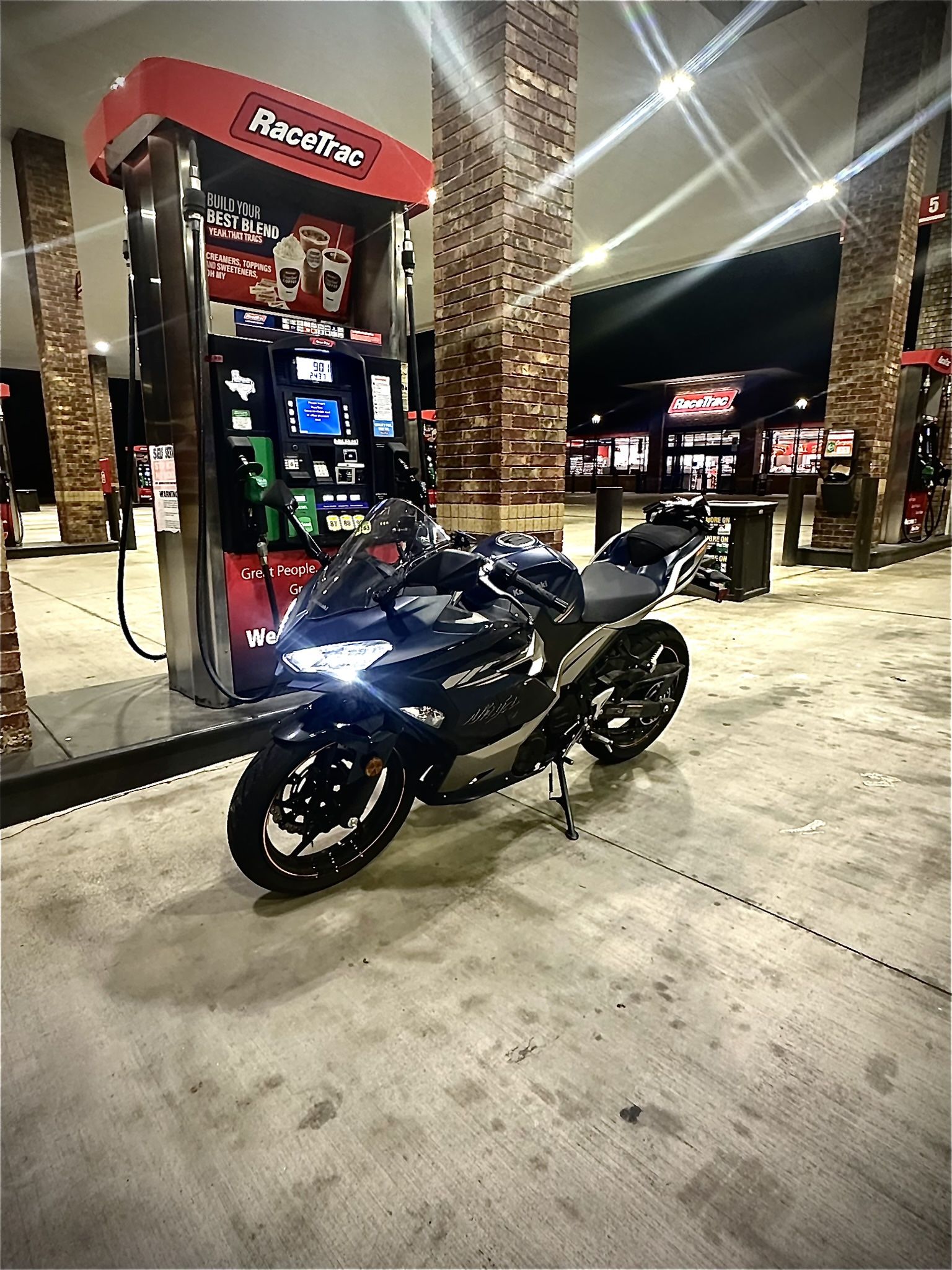 Kawasaki Ninja 400