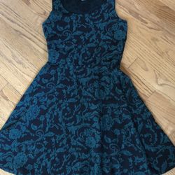 Jr. Dark Green/Black Dress XS