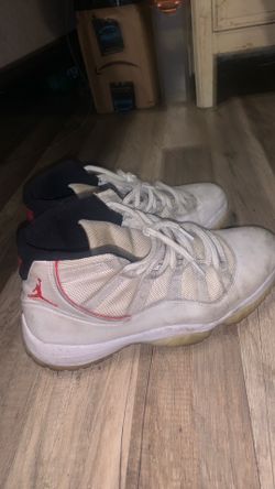 Jordan 11 Platinum