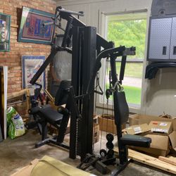 Body Solid Home Gym 