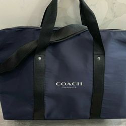 MENS  COACH  WEEKEND  DUFFLE BAG  $90 OBO