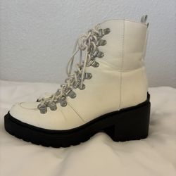 Women’s Fashion Combat Boots Size 5.5