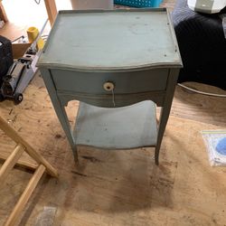 Vintage Antique End Table For Sale 
