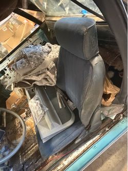 1(contact info removed) monte carlo ss bucket seats