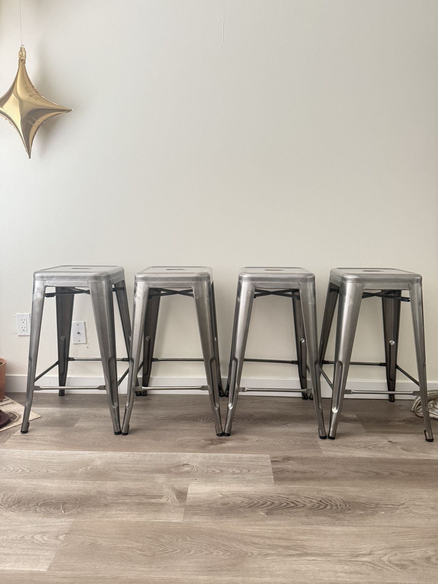 Moving Sale! Four Metal Silver Chrome Counter Stools.