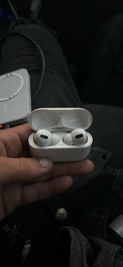 AirPods