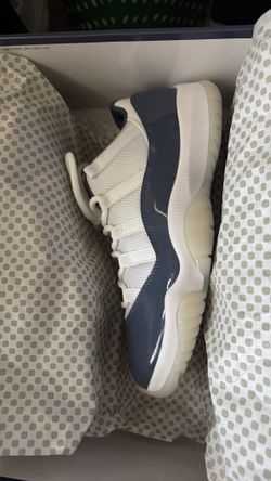 Jordan 11 low 9.5