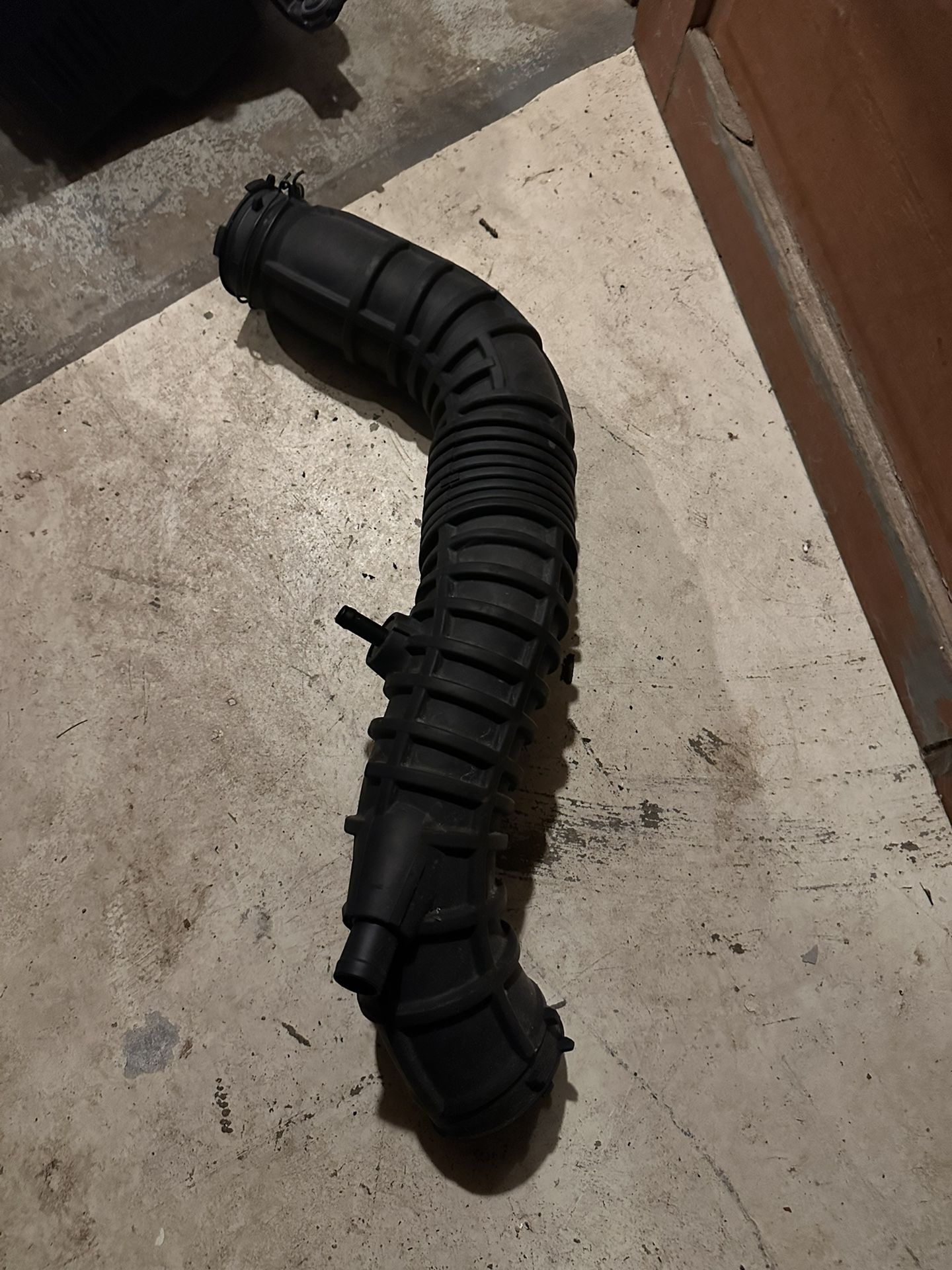 16’ Veloster Turbo Oem Intake Hose
