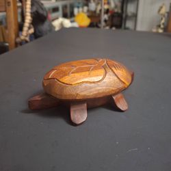 Hand-carved Wooden Turtle Trinket Box W/Removable Lid, Vintage Mid 20th Century 5.5"L X 3 3/8"W